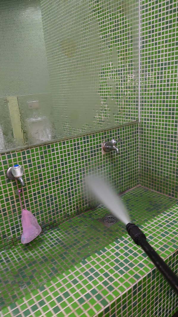 三峽社區大樓清潔服務-學校洗廁所