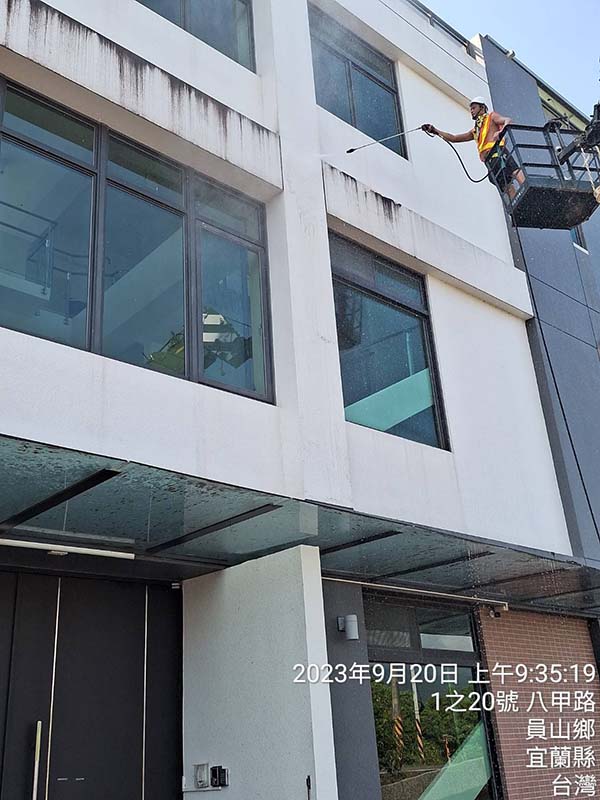 宜蘭員山鄉洗外牆