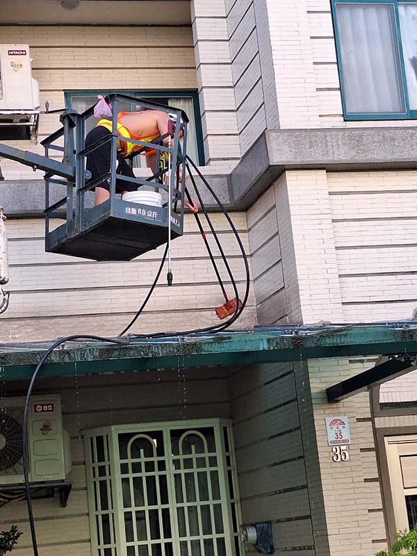 宜蘭市社區外牆高壓沖洗