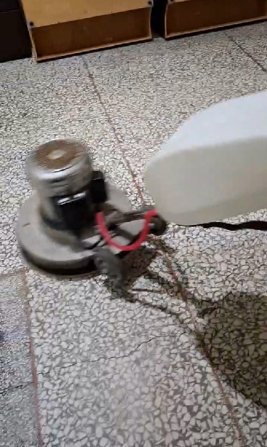 宜蘭市套房地板清洗、打蠟