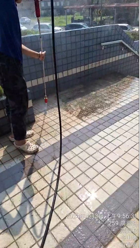 蘇澳鎮社區公共區域青苔高壓沖洗